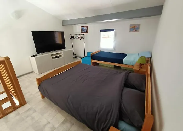 Marseillan à 300m De La Dans Résidence Avec Piscine Et Tennis * * Le Castellas